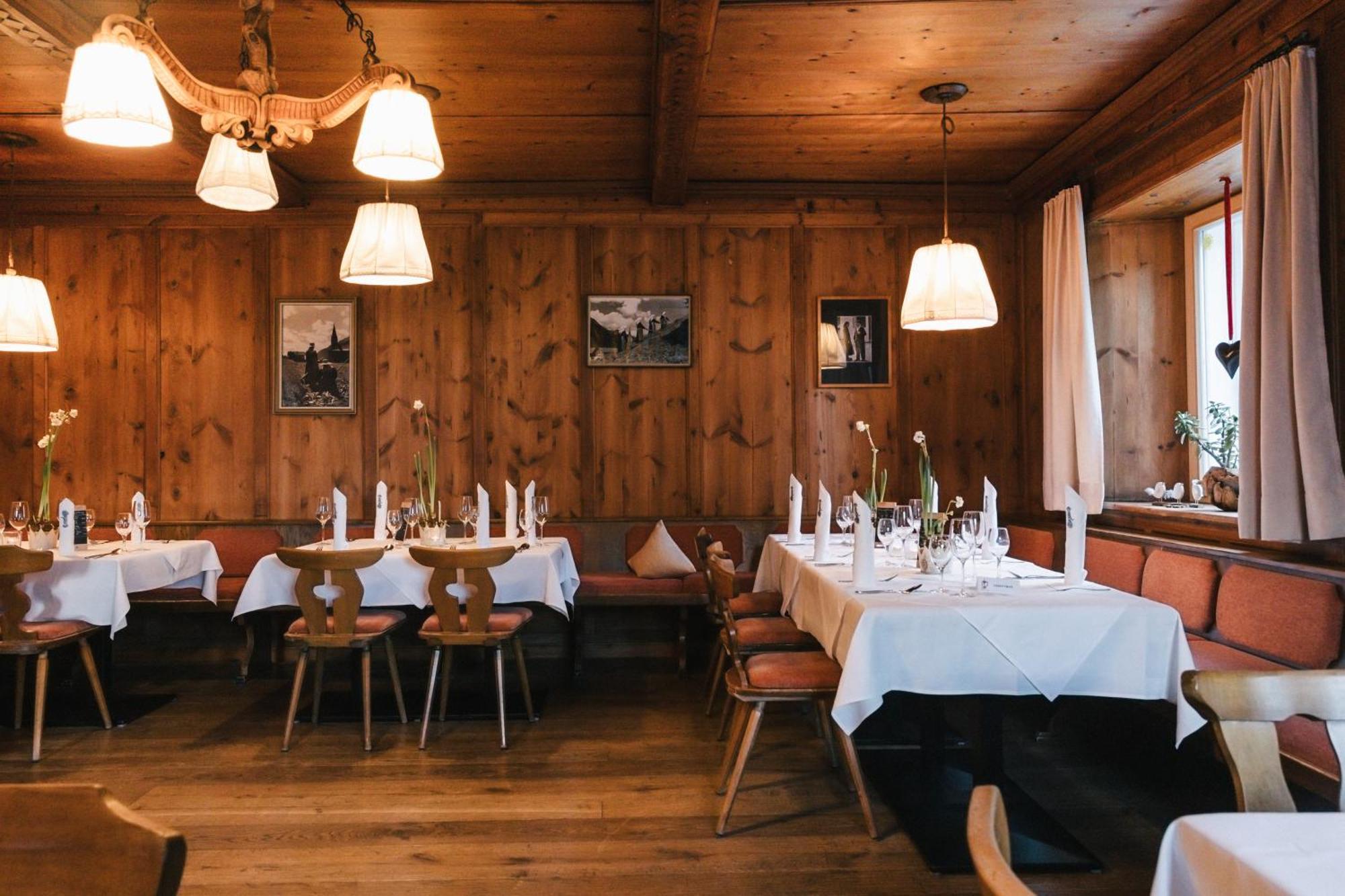 Klostergut Kronburg Zams Bagian luar foto