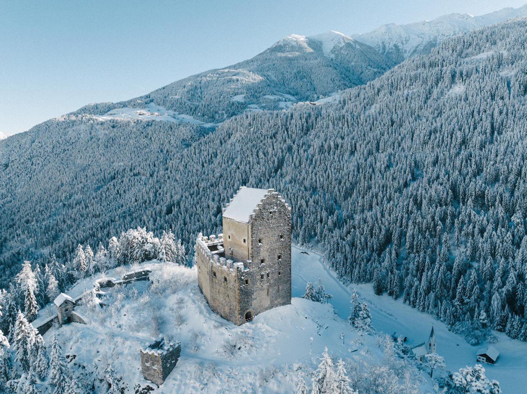 Klostergut Kronburg Zams Bagian luar foto